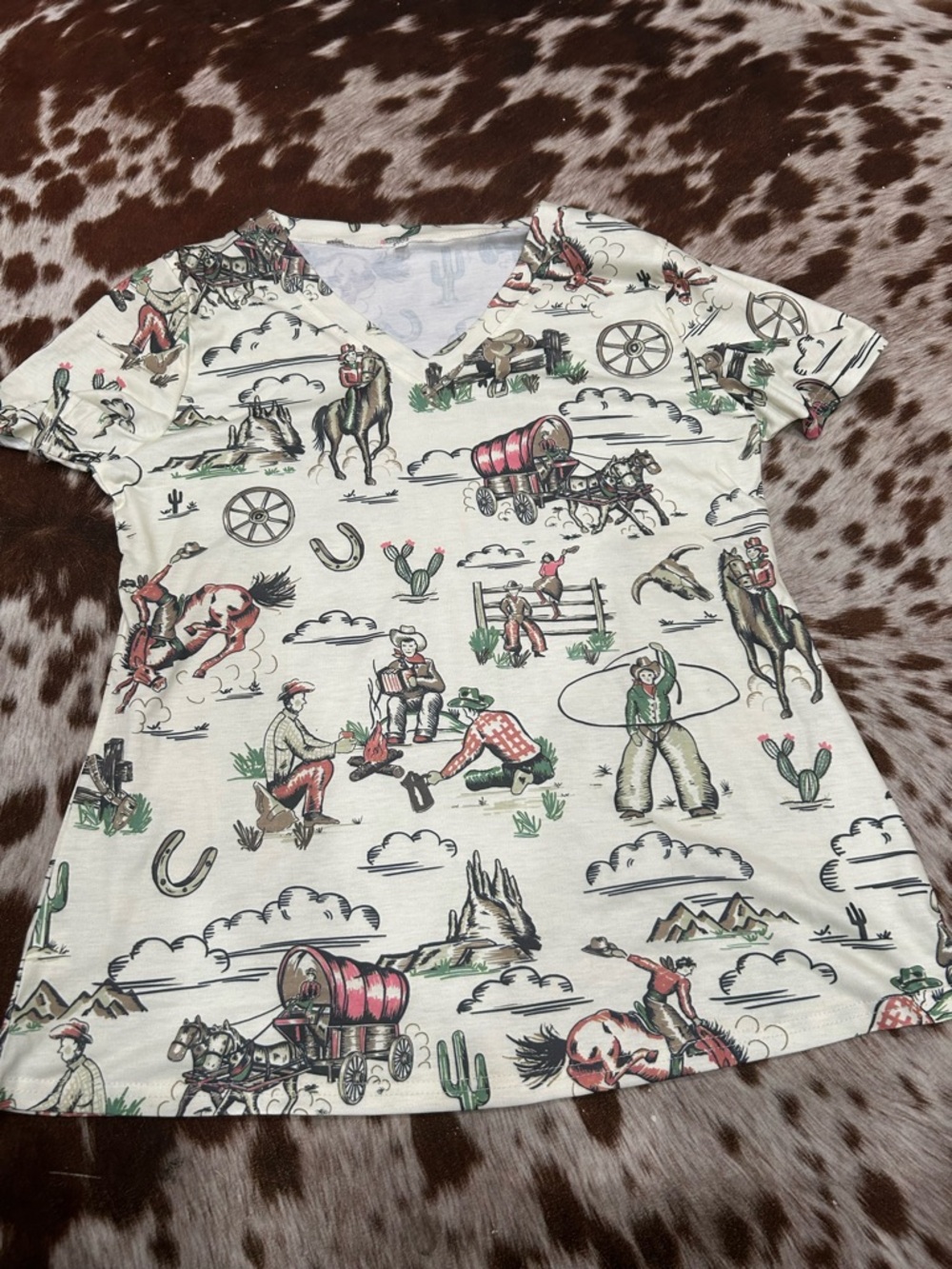 Western print v neck top small